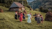 5 surprising benefits of group dancing
