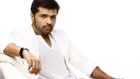 Himesh Reshammiya rubbishes news of his car accident, issues statement Himesh Reshammiya rubbishes news of his car accident, issues statement