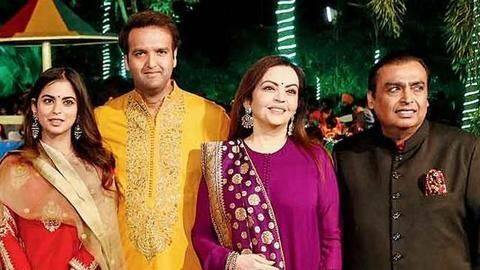 #IshaAmbaniWedding: Ambanis to host a grand reception on December 14 #IshaAmbaniWedding: Ambanis to host a grand reception on December 14