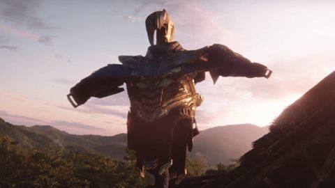 The scarecrow costume of Thanos The scarecrow costume of Thanos