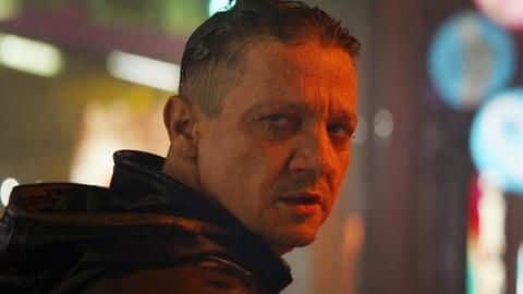Hawkeye is now the vigilante, Ronin? Hawkeye is now the vigilante, Ronin?