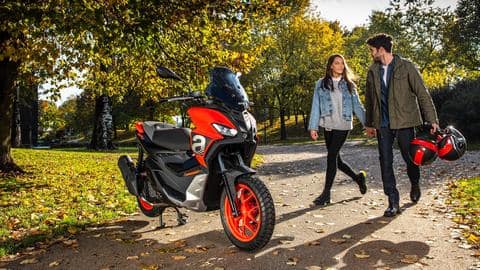Aprilia SR GT 200 arrives in the Japanese market Aprilia SR GT 200 arrives in the Japanese market
