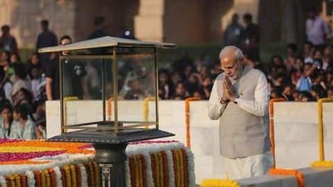 Mahatma Gandhi connected India in letter and spirit: PM Modi Mahatma Gandhi connected India in letter and spirit: PM Modi