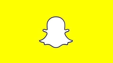Snapchat might soon bring 'permanent snaps'. Why the U-turn? Snapchat might soon bring 'permanent snaps'. Why the U-turn?