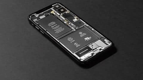 Feature phone explodes at night Feature phone explodes at night