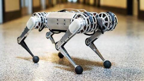 MIT's scary 'Mini Cheetah' robot can do backflips, resist kicks MIT's scary 'Mini Cheetah' robot can do backflips, resist kicks