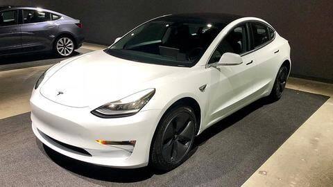 Tesla Model 3 safest car, bags top crash test rating Tesla Model 3 safest car, bags top crash test rating