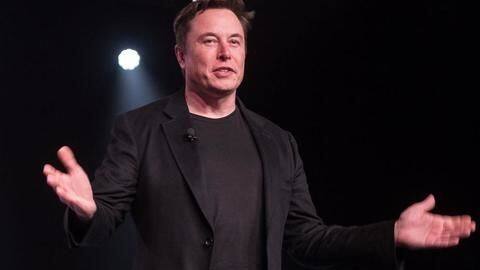 Musk aims to connect brain with computer within a year Musk aims to connect brain with computer within a year