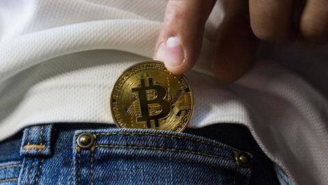 Apparently, hackers behind Microsoft outlook breach stole users' bitcoins Apparently, hackers behind Microsoft outlook breach stole users' bitcoins