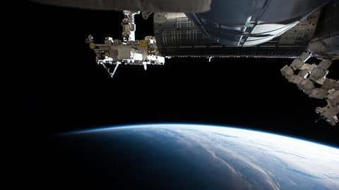 If you're rich, you can go to space for holidaying If you're rich, you can go to space for holidaying