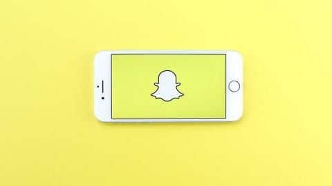 #FunUsingTech: Snapchat will let you create your cameos using Deepfake #FunUsingTech: Snapchat will let you create your cameos using Deepfake