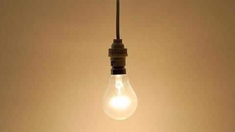 Now, attackers can use bulbs to spy on you (theoretically) Now, attackers can use bulbs to spy on you (theoretically)
