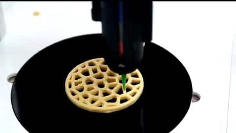 First up, what is 3D food printing? First up, what is 3D food printing?