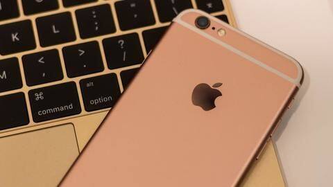 Facing data connectivity problem on iOS 12.1.2? Try this fix Facing data connectivity problem on iOS 12.1.2? Try this fix