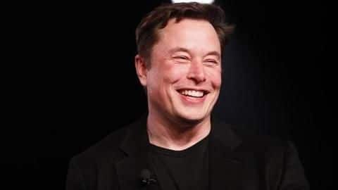 Soon, your Tesla will start streaming YouTube and Netflix shows Soon, your Tesla will start streaming YouTube and Netflix shows
