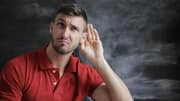 5 simple ways to improve your listening skills