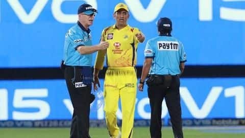 MS Dhoni should have been banned for outburst: Virender Sehwag MS Dhoni should have been banned for outburst: Virender Sehwag