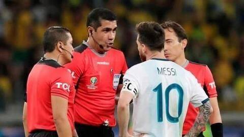 Argentina file complaint for poor refereeing in Copa America Argentina file complaint for poor refereeing in Copa America