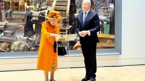 Instagram bug finally bites Queen Elizabeth II, joins the app Instagram bug finally bites Queen Elizabeth II, joins the app
