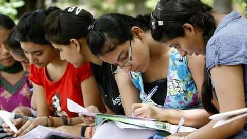 NEET (UG) admit cards to be released on April 15 NEET (UG) admit cards to be released on April 15