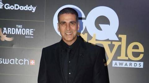 Akshay Kumar trolled for old 'Toronto is my home' clip Akshay Kumar trolled for old 'Toronto is my home' clip