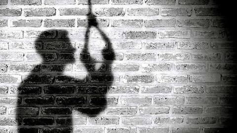 Andhra Pradesh sand shortage: 3 construction-workers commit suicide over unemployment Andhra Pradesh sand shortage: 3 construction-workers commit suicide over unemployment