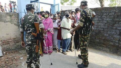 West Bengal election: TMC worker shot at; party blames CRPF West Bengal election: TMC worker shot at; party blames CRPF