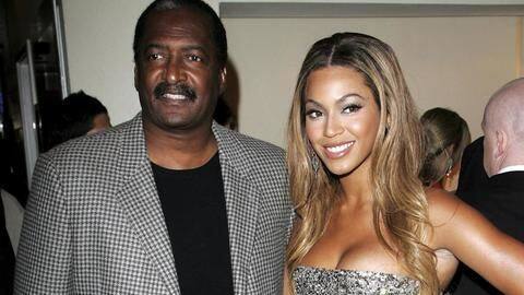 Men want to keep it hidden; we feel embarrassed: Knowles Men want to keep it hidden; we feel embarrassed: Knowles