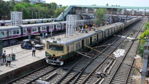 Parking fee back at New Delhi railway station Parking fee back at New Delhi railway station