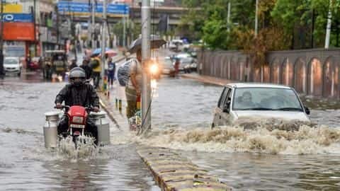 22 died as heavy rains lash Mumbai; government announces relief 22 died as heavy rains lash Mumbai; government announces relief