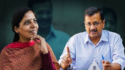 Delhi CM Arvind Kejriwal isolates after wife tests COVID-positive Delhi CM Arvind Kejriwal isolates after wife tests COVID-positive