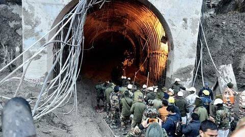 Uttarakhand flood: Death toll climbs to 31; rescue ops continue Uttarakhand flood: Death toll climbs to 31; rescue ops continue