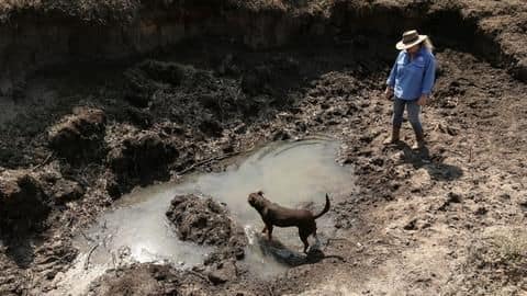Australia runs out of water, braces for 'Day Zero' Australia runs out of water, braces for 'Day Zero'