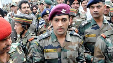 Dhoni likely to hoist Indian flag in Leh on I-Day Dhoni likely to hoist Indian flag in Leh on I-Day