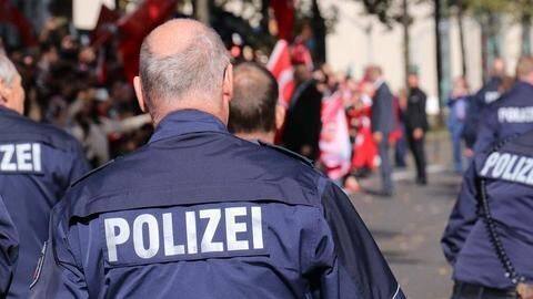 After 2.5 years, missing teenager found from suspected pedophile's closet After 2.5 years, missing teenager found from suspected pedophile's closet