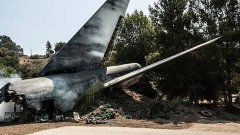 17 dead after military plane crashes in Philippines; 40 rescued 17 dead after military plane crashes in Philippines; 40 rescued
