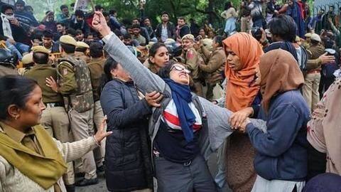 Man possessing Jamia violence videos arrested to maintain 'communal harmony' Man possessing Jamia violence videos arrested to maintain 'communal harmony'