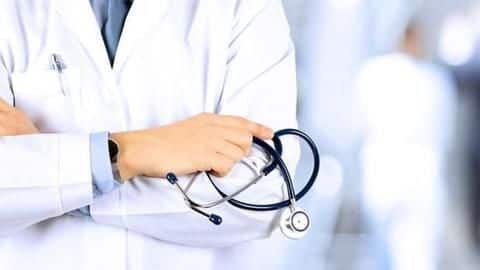 Woman visits doctor for stomach pains; he prescribes her condoms Woman visits doctor for stomach pains; he prescribes her condoms