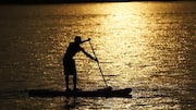 Paddleboarding or kayaking? Which is better for your body