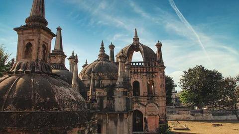 5 must-visit places in Surat 5 must-visit places in Surat