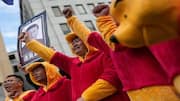 Why protesters mocked Xi in Washington with Winnie the Pooh
