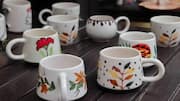 How to give plain coffee mugs a unique look 
