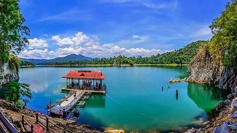 Lake Kenyir, Terengganu Lake Kenyir, Terengganu