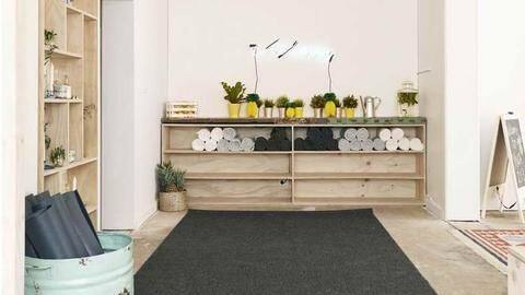Clear the clutter; Add some soothing colors Clear the clutter; Add some soothing colors