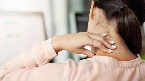 #HealthBytes: Some effective remedies to get relief from stiff neck #HealthBytes: Some effective remedies to get relief from stiff neck
