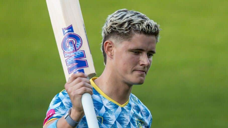 RCB recruit Jacob Bethell shines with maiden BBL half-century