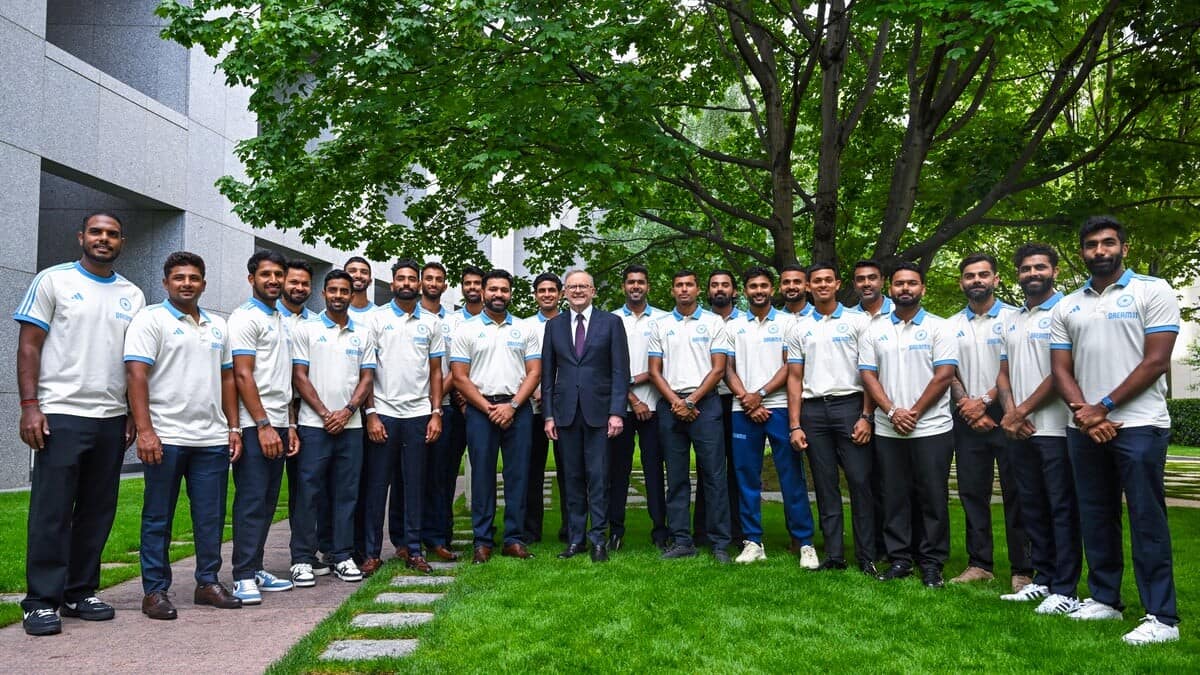 Team India lands in Adelaide amid rain for pink-ball Test