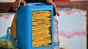 How to make crispy fafda at home