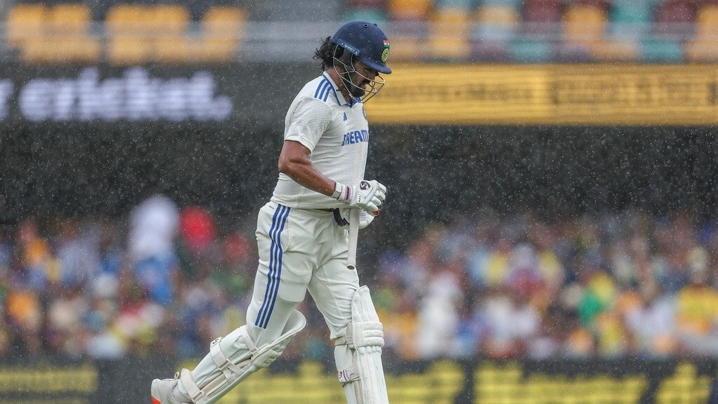 Brisbane Test: Rain threat looms over final day of play