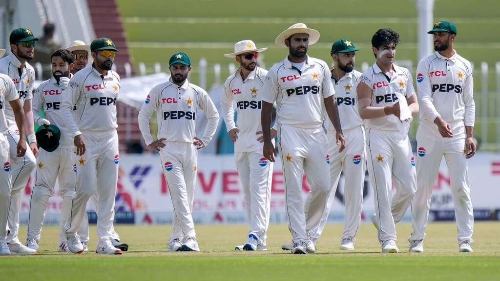 PCB offers students free entry for 2nd Test against Bangladesh